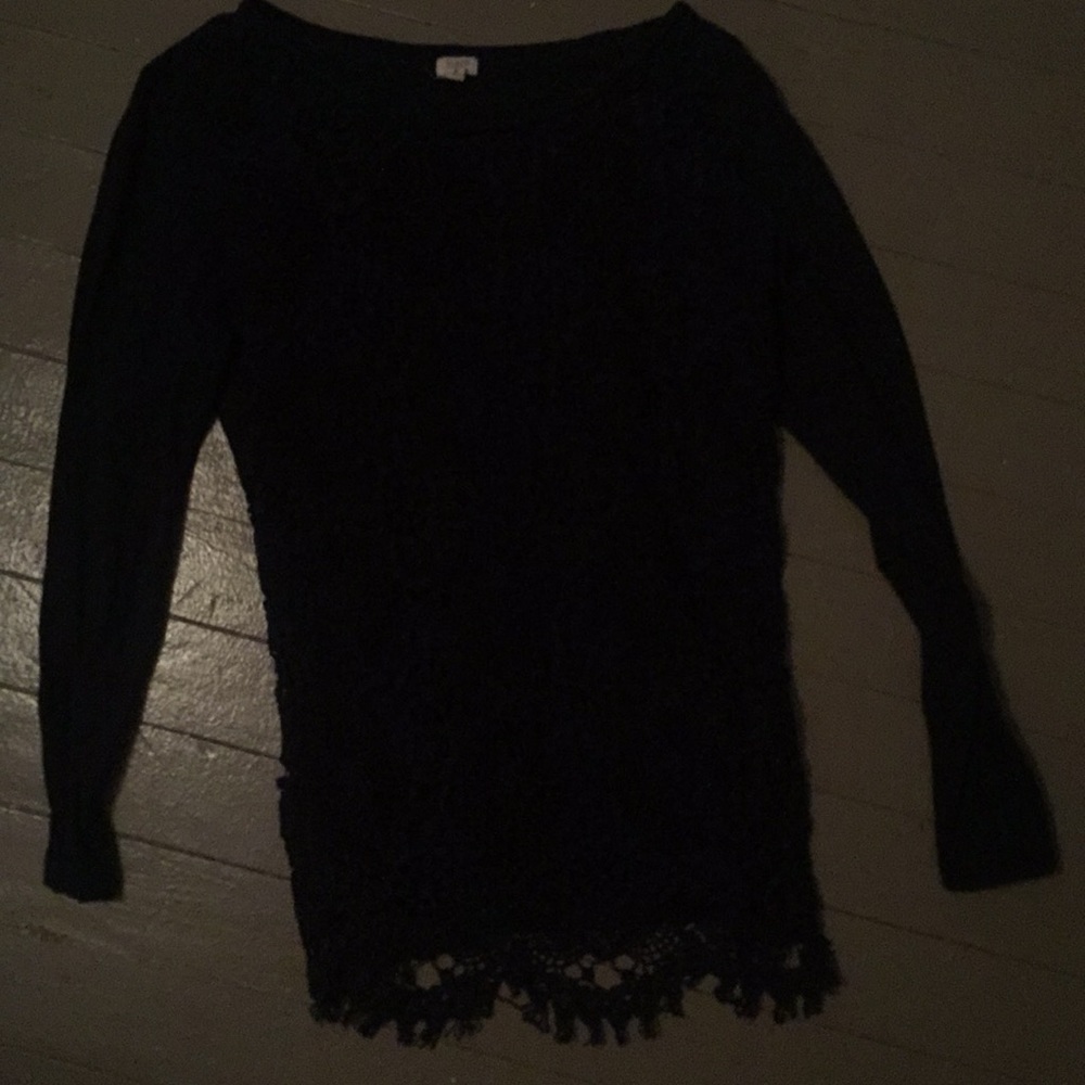 JCREW navy embroidered in the front top